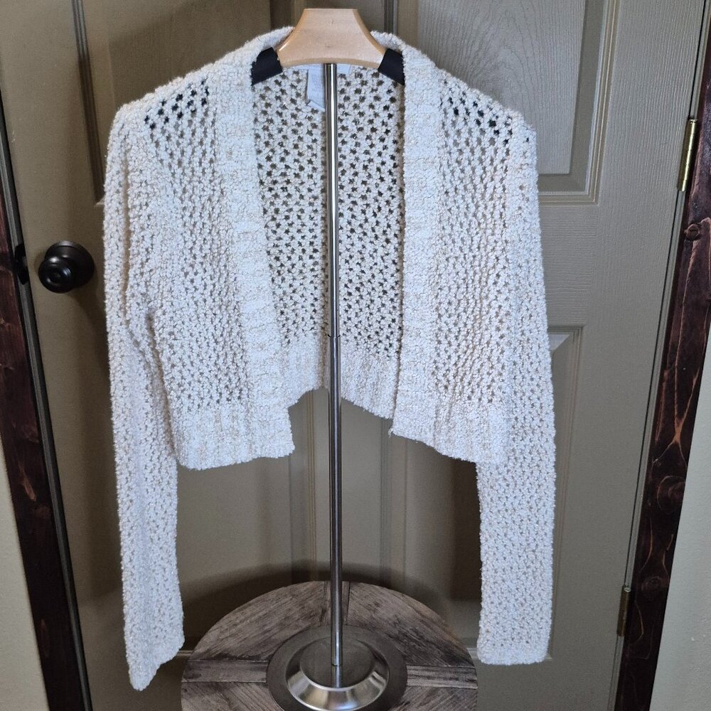 Elegant Cream Open-Knit Shrug